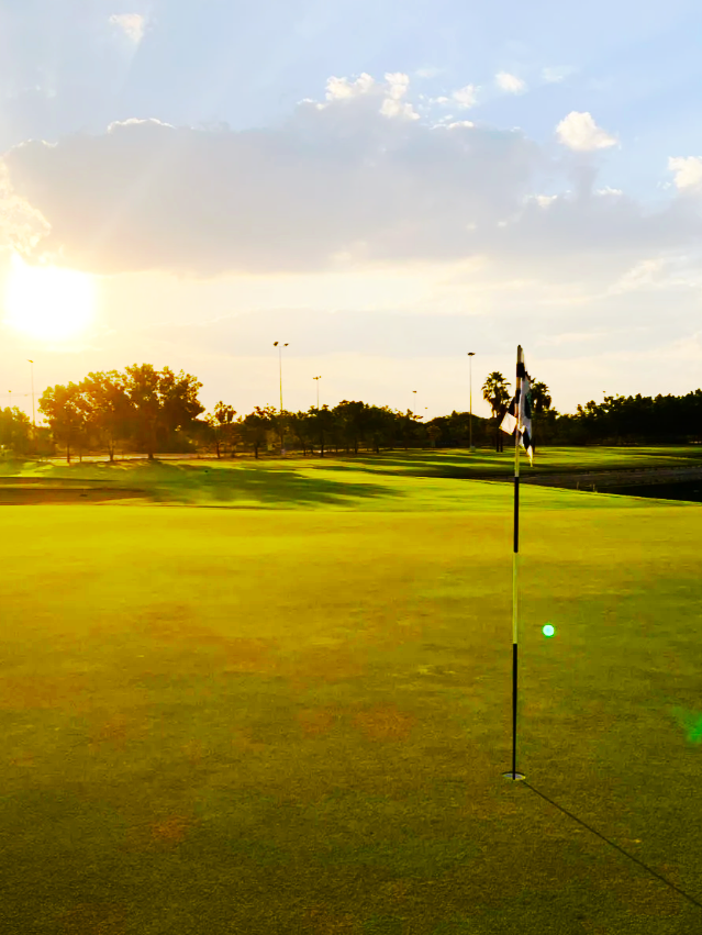 迈丹高尔夫球场