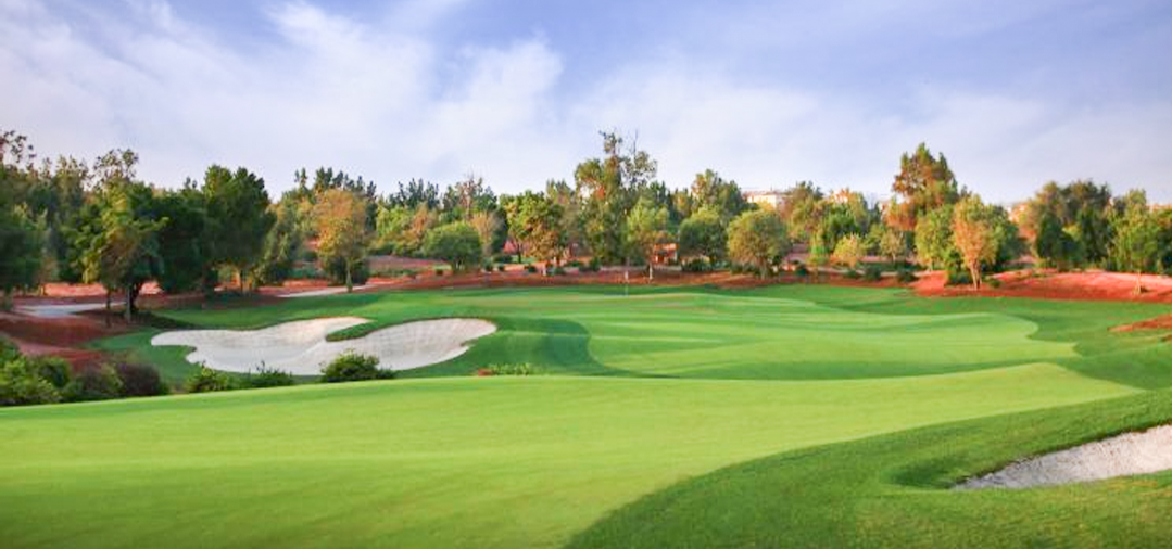 朱美拉庄园高尔夫球场–土球场