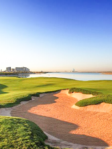 亚斯林克斯高尔夫球场