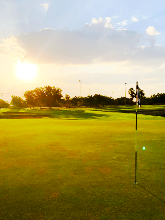 迈丹高尔夫球场